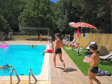 Pool and sun deck
