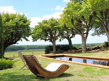 Natural dipping pool
