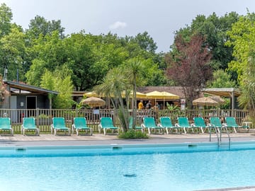 Pool complex