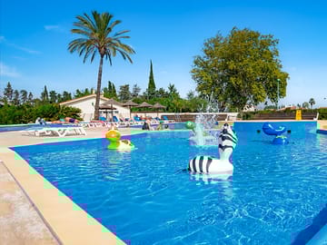Pool complex