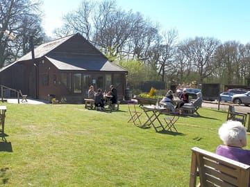 The deer park café and garden area