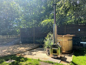 Hot tub on the decked area