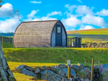 Visitor image of the next door pod with plenty of space between them