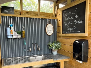Washing up area