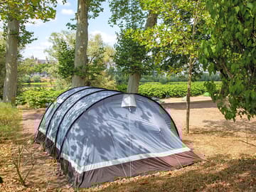 Tent pitch