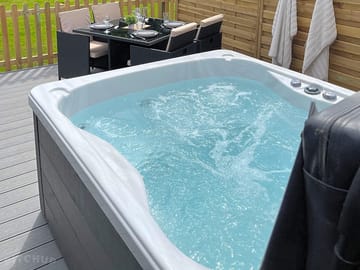 Hot tub and outdoor seating