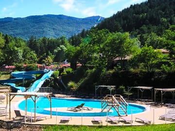 Pool complex