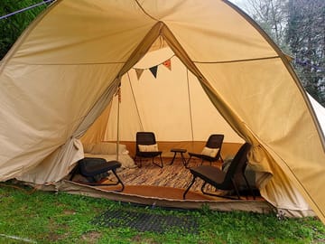 Bell tent porch
