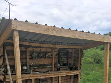 Outdoor kitchen