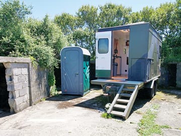 Pod 1 exterior