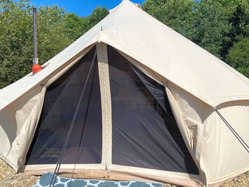 Bell tent with full mosquito nets
