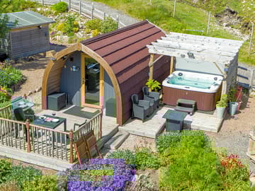 Camping pod