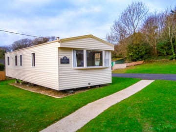 Three-bedroom caravan exterior