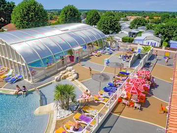 Pool complex