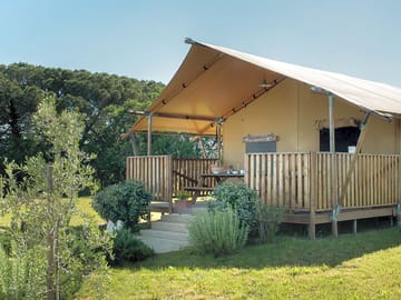 Exterior - manufacturer picture