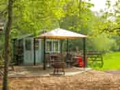 Medium Avalon Exterior and Shared Decking
