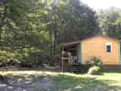 Lavande one-bed lodge for up to four guests