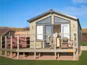 Contemporary 2 bed lodge with Hot Tub