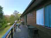 Flathead outdoor area with private barbecue