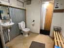 Toilet/shower room