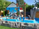 Jeu a la piscine