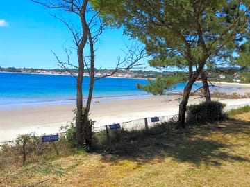 Pitches with direct access to the beach