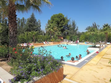Heated swimming pool