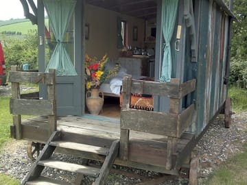 Ellie the shepherd's hut