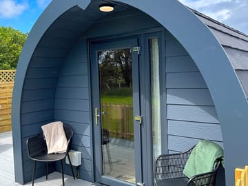 Pod exterior