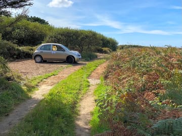 Parking and non-electric motorhome pitch