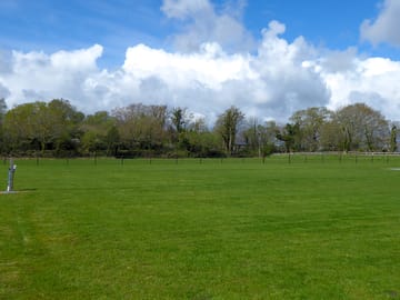 Tent pitches with shared water point