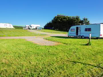 Roomy hardstanding pitches