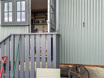 Hut exterior