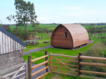 Your very own pod set in the countryside.