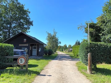 Entrance/ reception