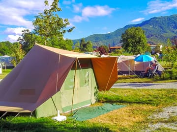 Spacious pitches with optional electric