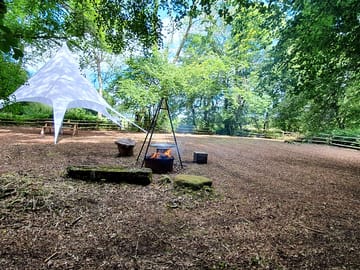 The 12m shelter is sure to keep you dry even on the wettest day.