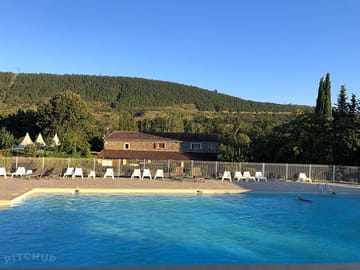 Pool complex