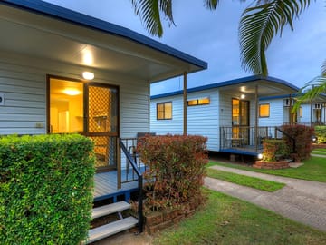 Queen cabin - 5-berth