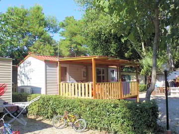 Static caravan