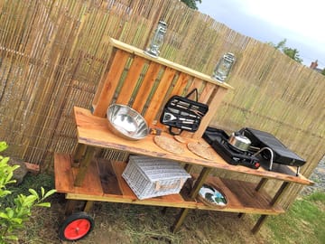 Outdoor kitchen