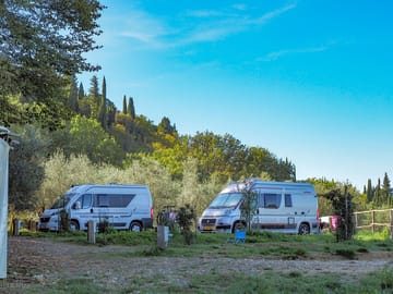 Van pitches