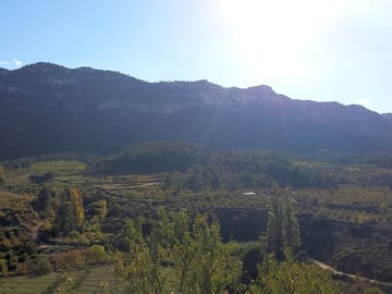 The surrounding mountains