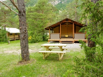 Safari tents