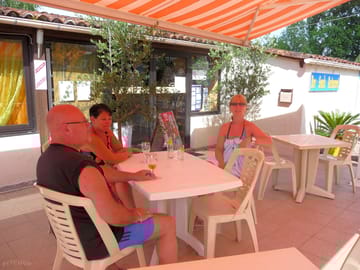 Bar-restaurant terrace