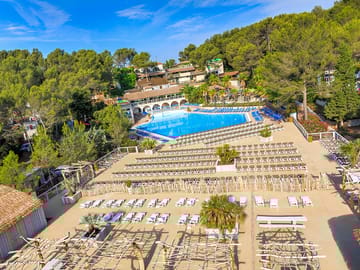 Swimming pool terrace