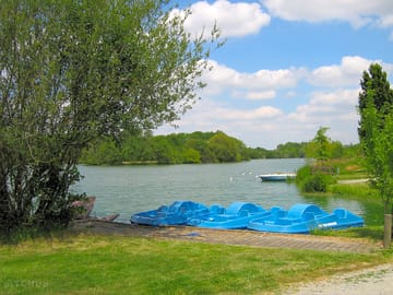 Site located on a lake