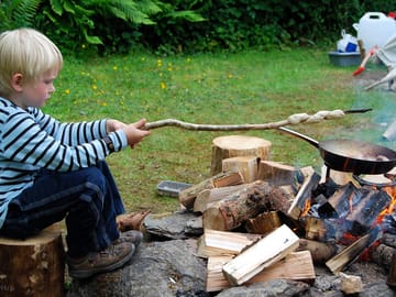 Cooking damper on the open fire
