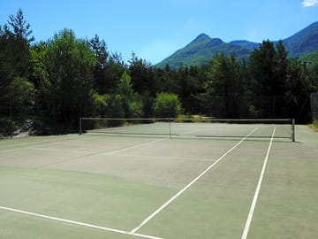 Tennis court