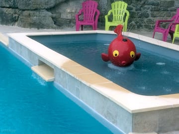 Paddling pool